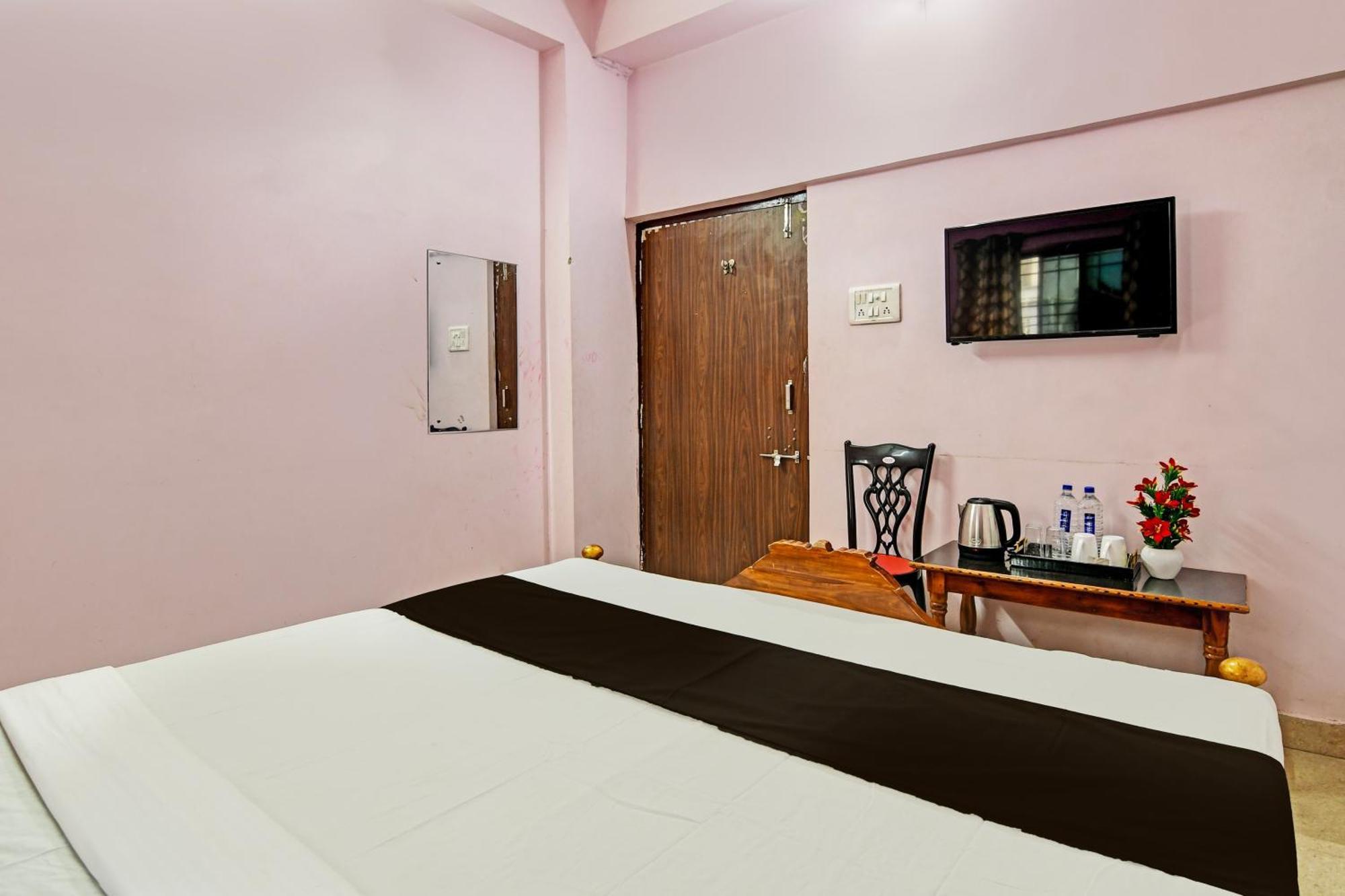 Hotel O Mahalaxmi Lodge Urāli المظهر الخارجي الصورة